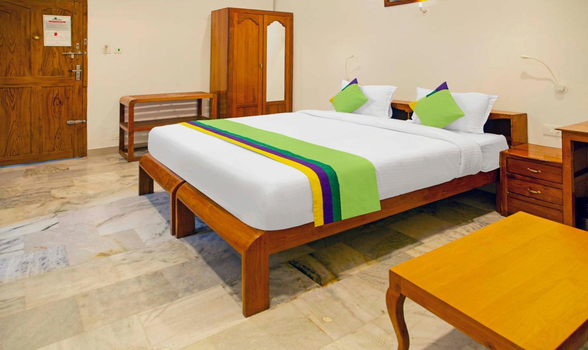 Treebo Kumily Gate Thekkady, Periyar National Park Hotel Exterior photo