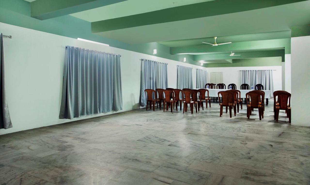 Treebo Kumily Gate Thekkady, Periyar National Park Hotel Exterior photo